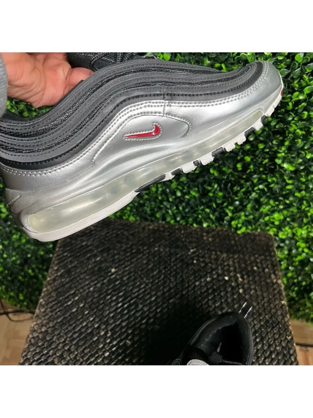 NIKE | Air Max 97 (Metallic Silver and Black - 2018)